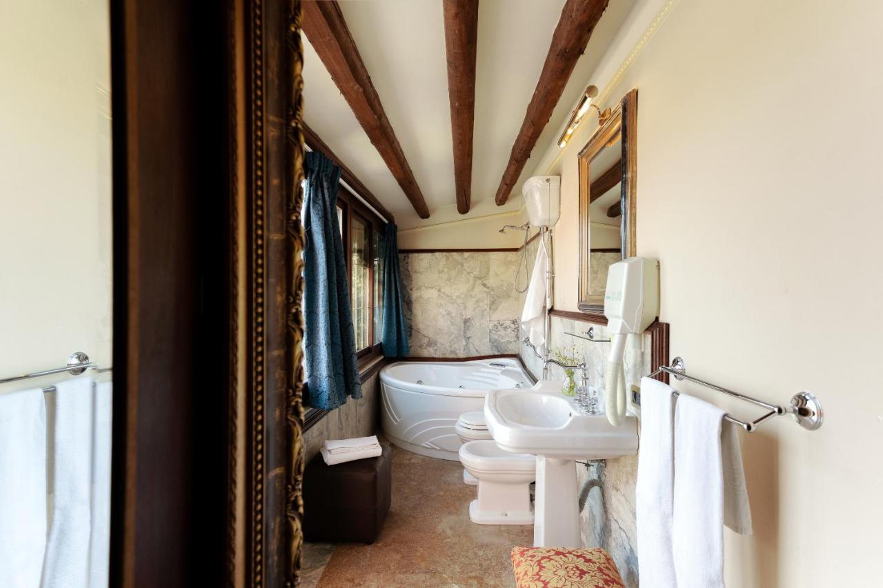 Отель Relais Briuccia E Ristorante Capitolo Primo Монталлегро Экстерьер фото